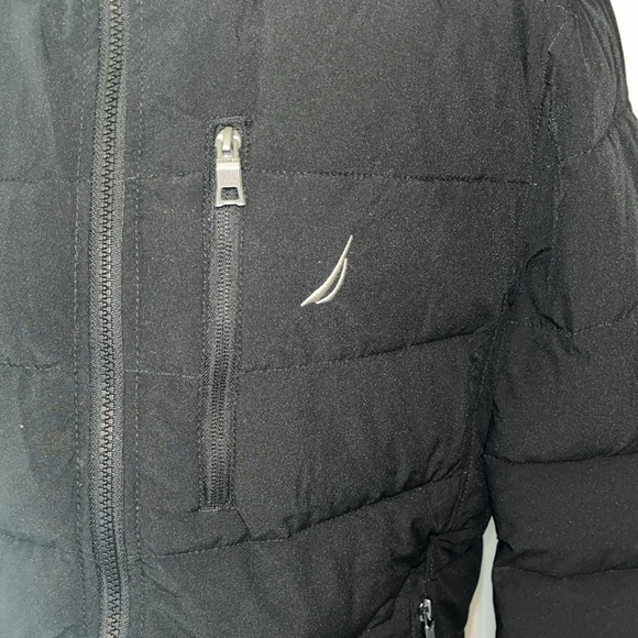 NAUTICA Men's Jacket Medium BLACK Water Resistant Lightweight Puffed size Medium - Picture 3 of 10